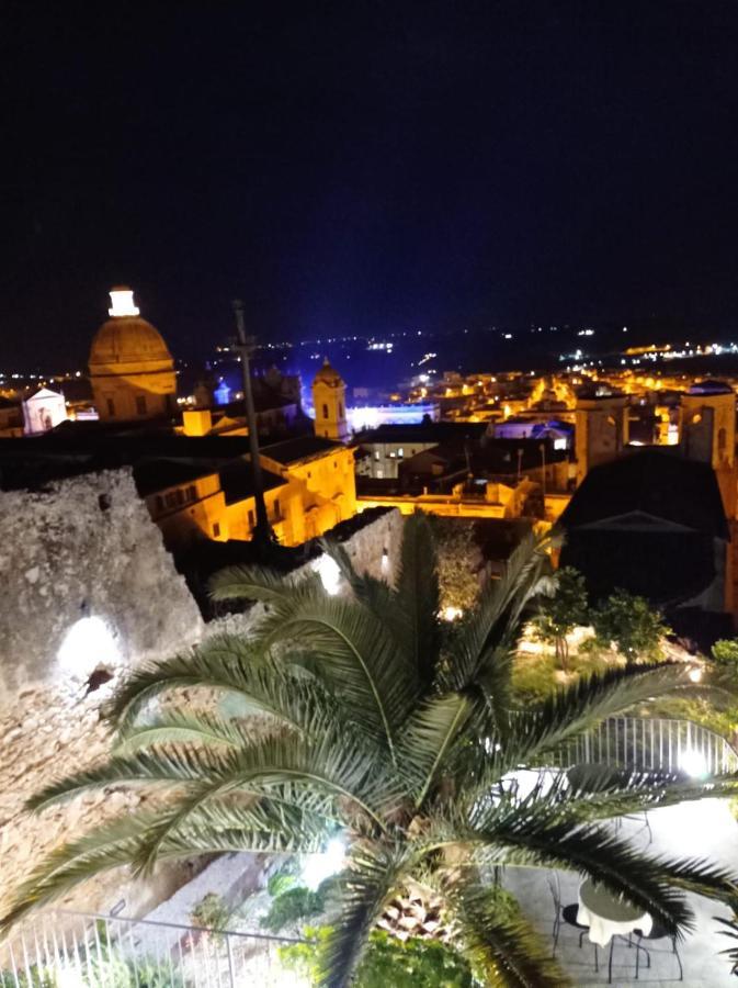 Trigona Garden Suite Noto Exterior foto