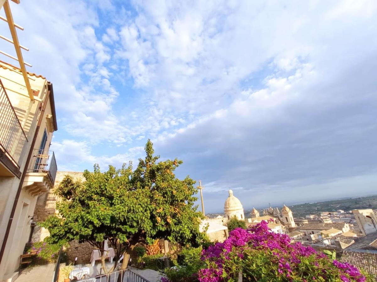 Trigona Garden Suite Noto Exterior foto