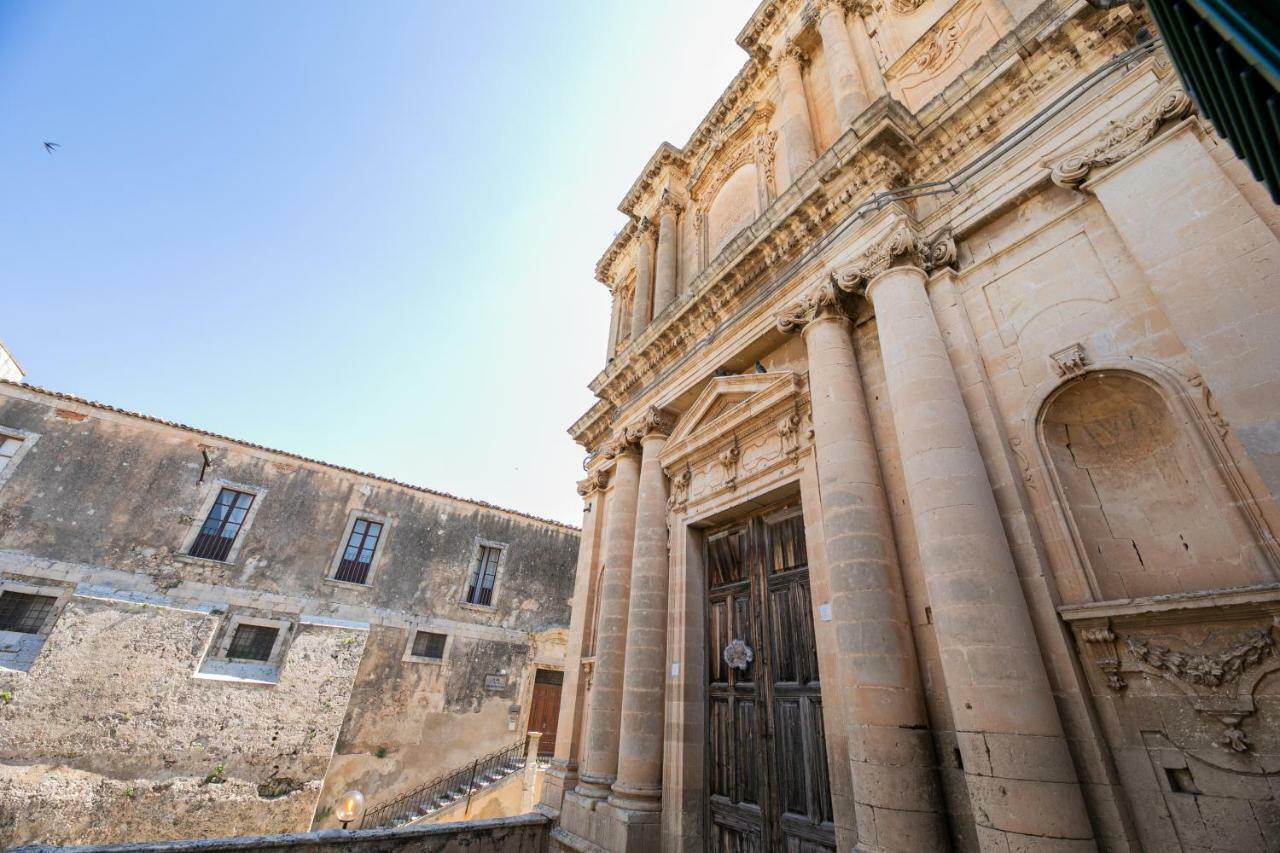 Trigona Garden Suite Noto Exterior foto